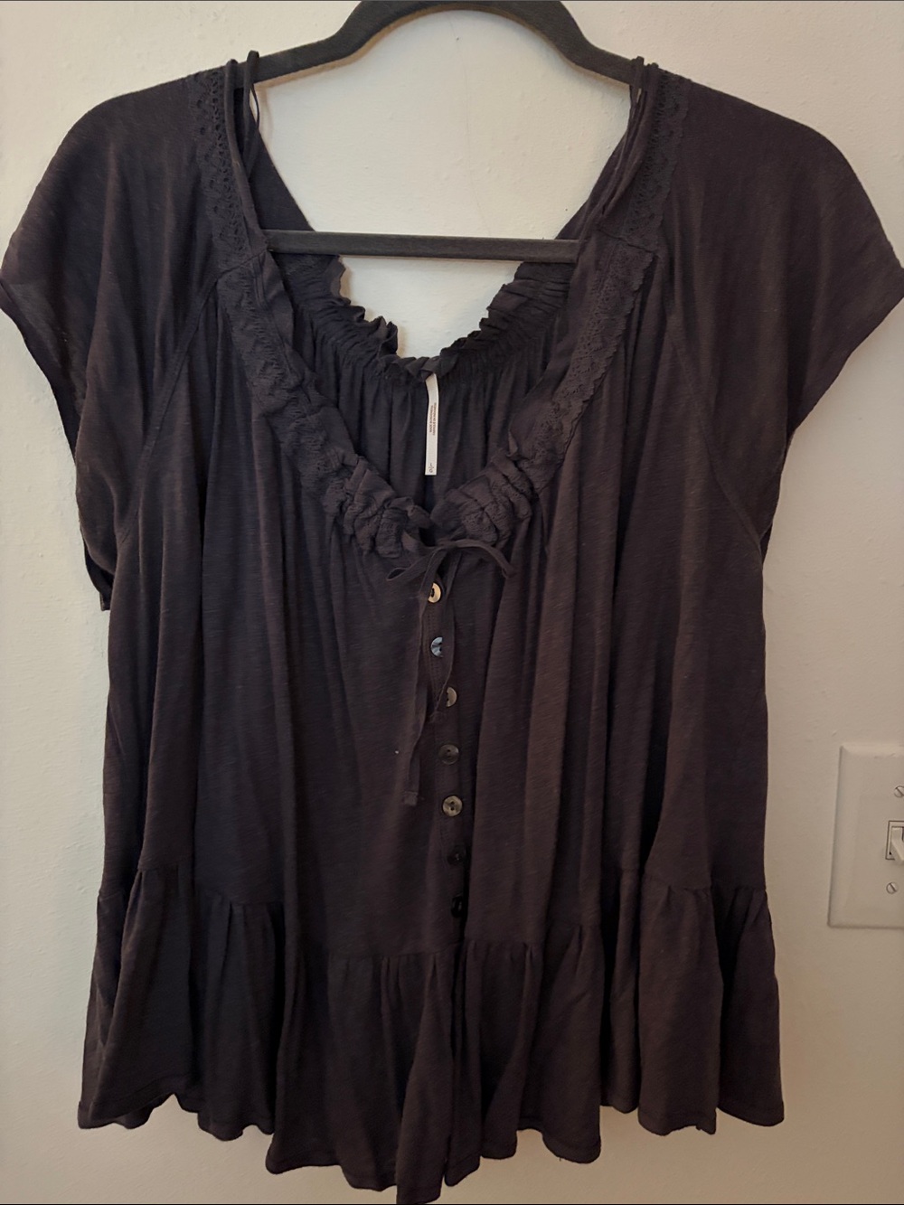 free people gray Women's Ruffle-Trim Button Front Top